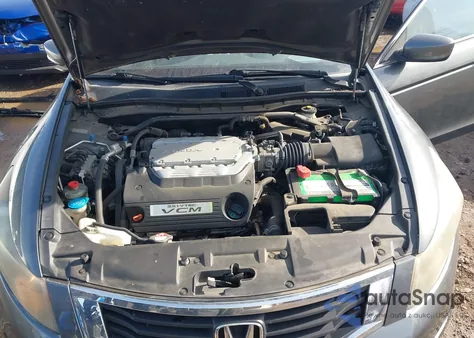 2010 Honda Accord 3.5 Ex-L z USA, uszkodzony, nr VIN 1HGCP3F81AA021864